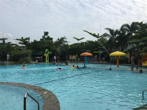 THE 10 CLOSEST Hotels to Montalban Waterpark & Garden Resort.